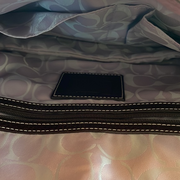 Coach Suede shoulder Leather Bag with dark brown leather trims and brass accents - Picture 6 of 8